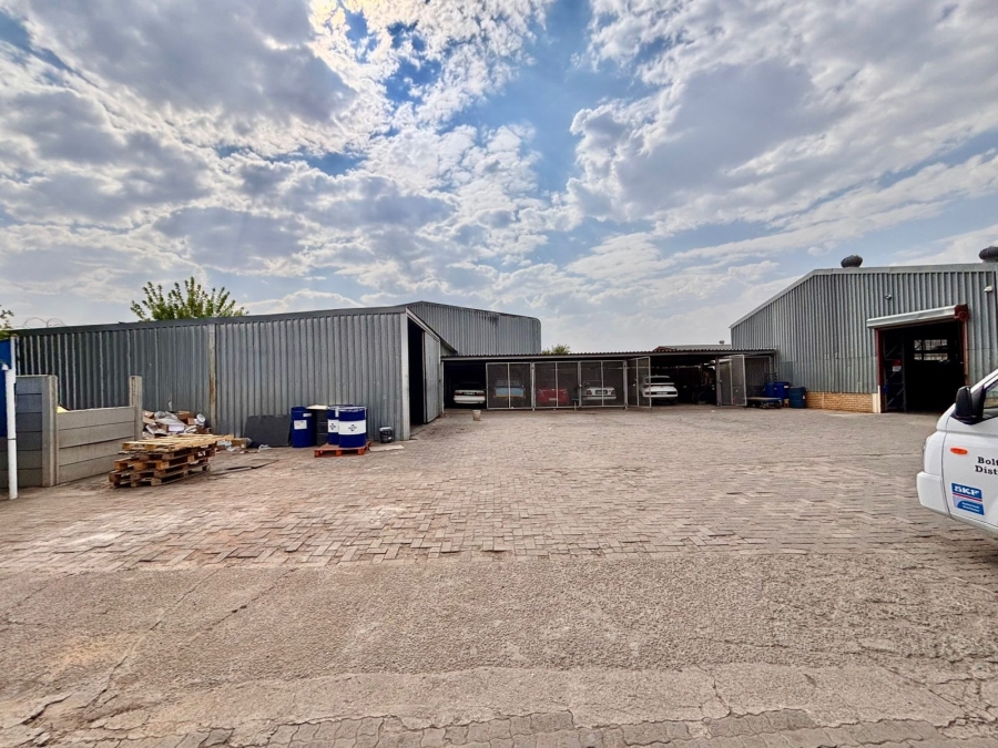 Commercial Property for Sale in Uraniaville North West